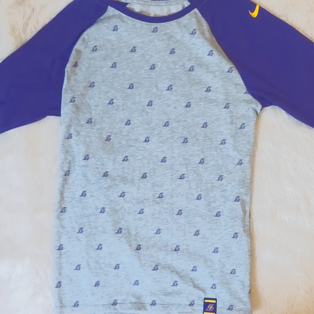 The Nike Tee